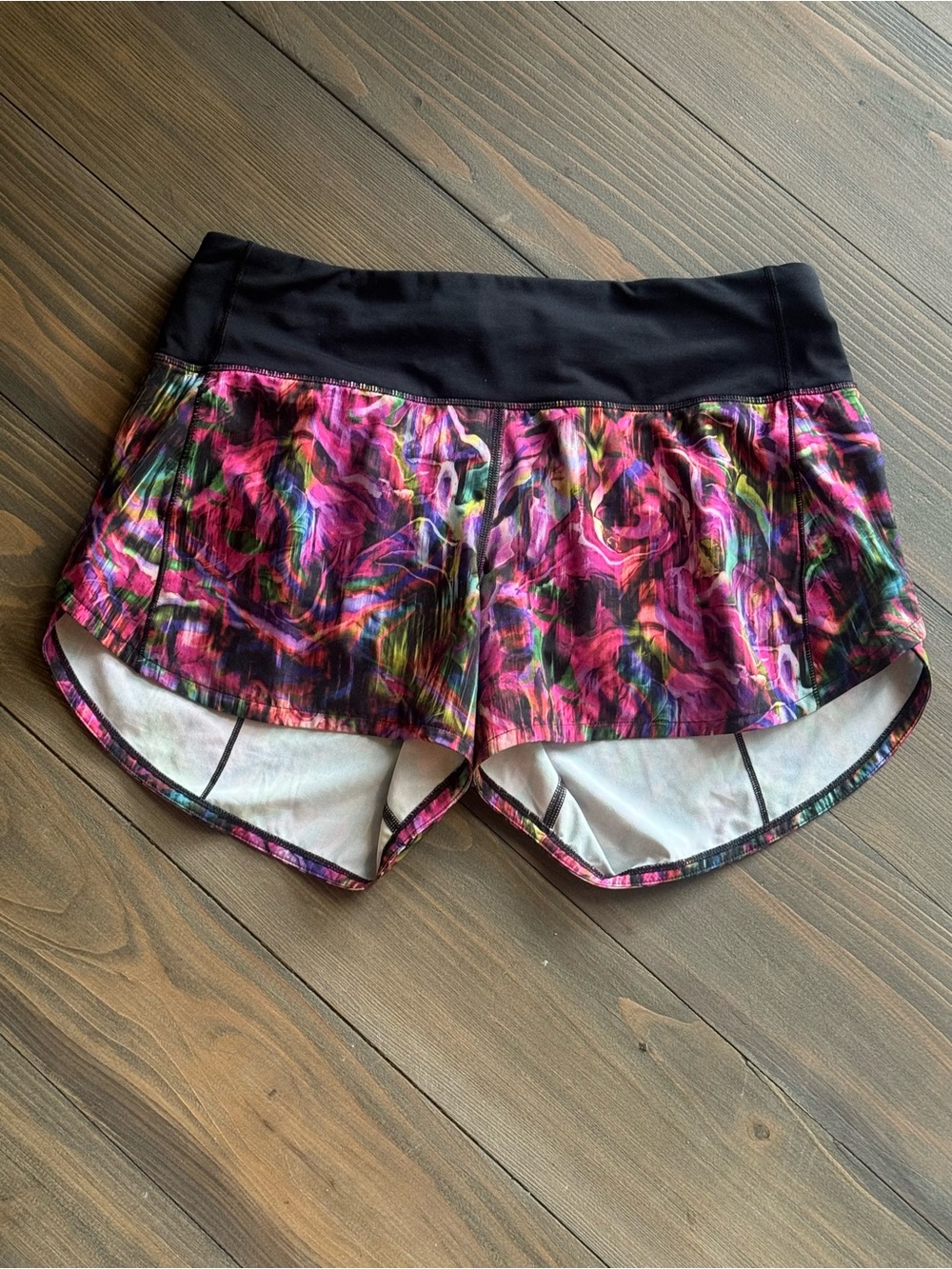 Lululemon Speed Up Size 6 Long 6 Tall EUC